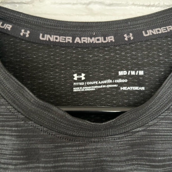 Under armour men’s med long sleeve light weight athletic shirt - Picture 2 of 6